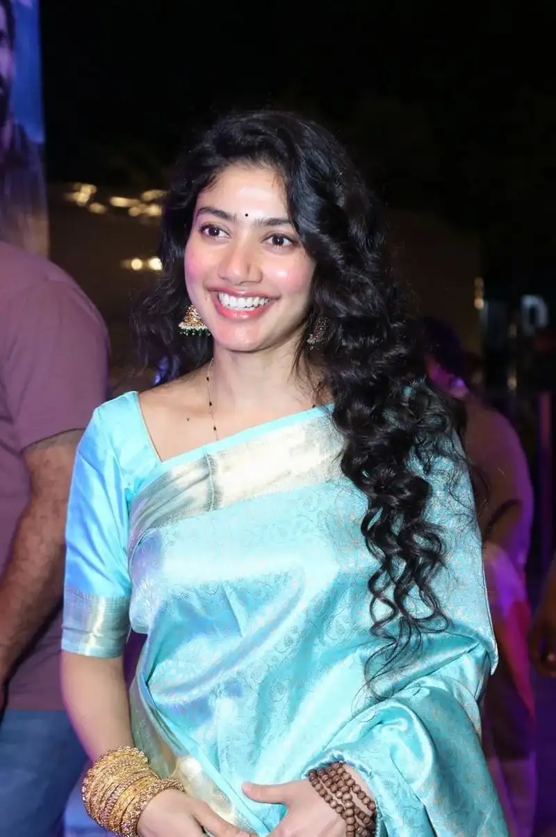 Indian Actress Sai Pallavi Blue Saree Stills at Virata Parvam Movie Pre Release Event